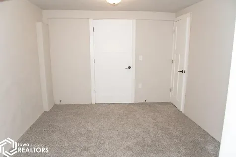 323 E Manning Avenue Ottumwa IA 52501