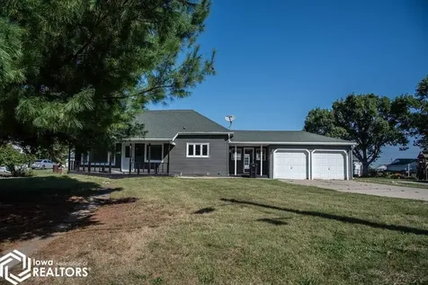 323 E Manning Avenue Ottumwa IA 52501
