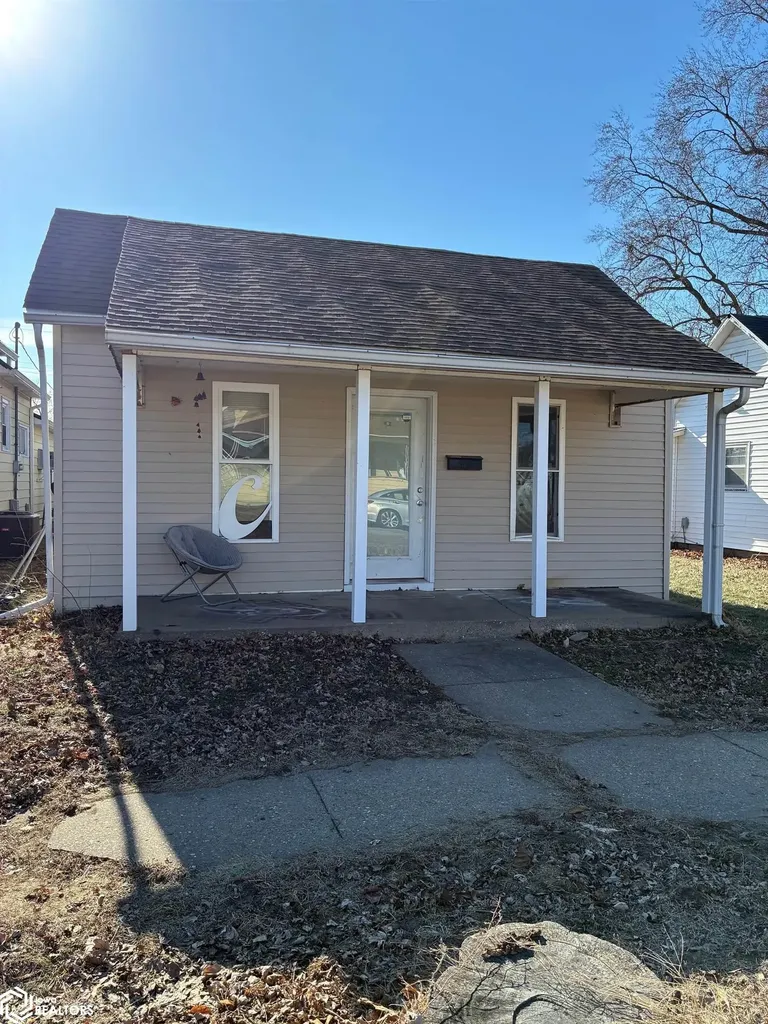 2806 Avenue J Fort Madison IA 52627