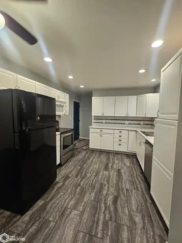 1207 Glenwood Terrace Marshalltown IA 50158