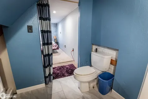 1207 Glenwood Terrace Marshalltown IA 50158