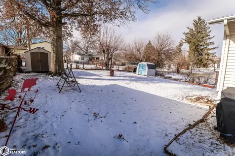 1207 Glenwood Terrace Marshalltown IA 50158