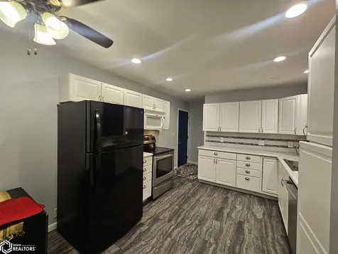 1207 Glenwood Terrace Marshalltown IA 50158