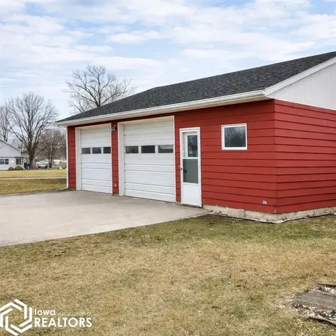 516 N G Street Oskaloosa IA 52577