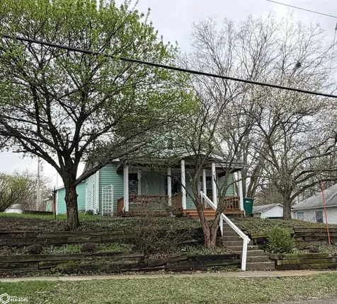 300 E Madison Avenue Fairfield IA 52556