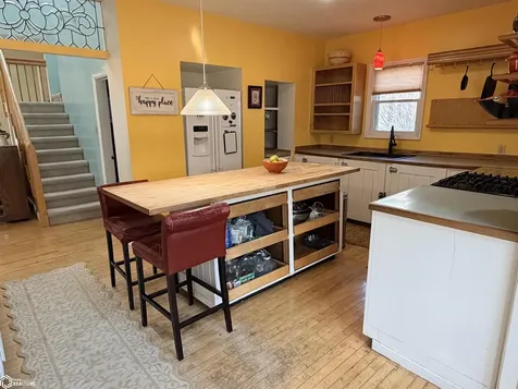 300 E Madison Avenue Fairfield IA 52556