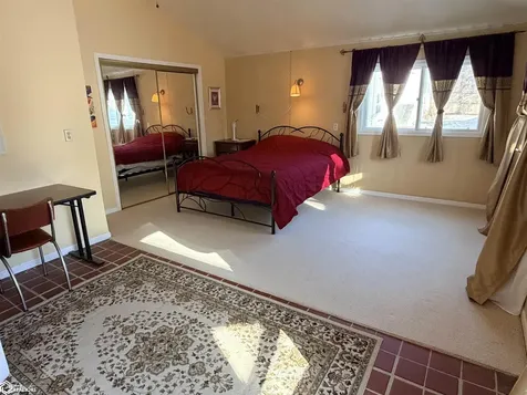 300 E Madison Avenue Fairfield IA 52556