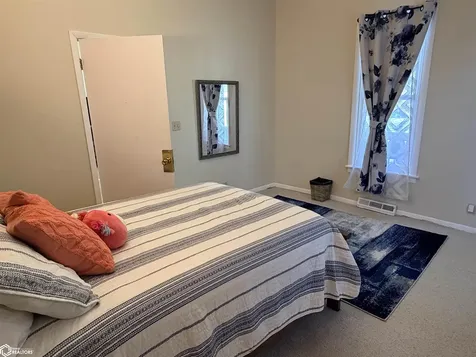 300 E Madison Avenue Fairfield IA 52556