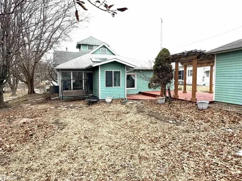 300 E Madison Avenue Fairfield IA 52556