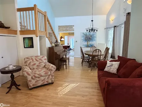 300 E Madison Avenue Fairfield IA 52556