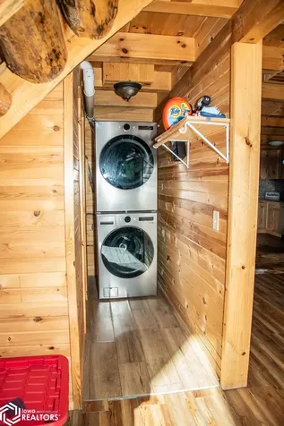 512 N Brandon Moravia IA 52571