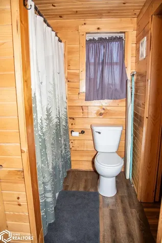 512 N Brandon Moravia IA 52571