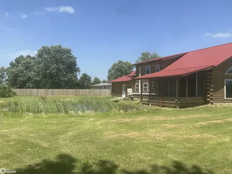 512 N Brandon Moravia IA 52571