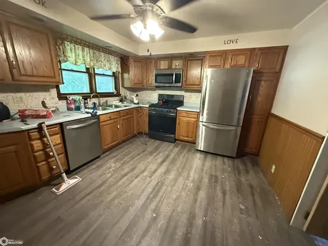 2516 Avenue I Fort Madison IA 52627