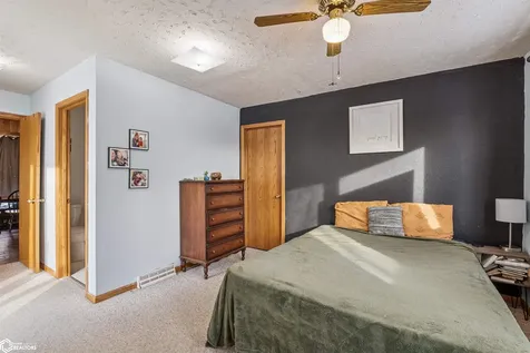 408 5th Avenue Grinnell IA 50112