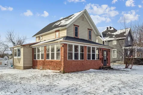408 5th Avenue Grinnell IA 50112