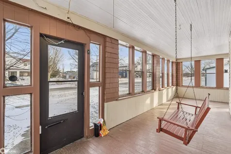 408 5th Avenue Grinnell IA 50112