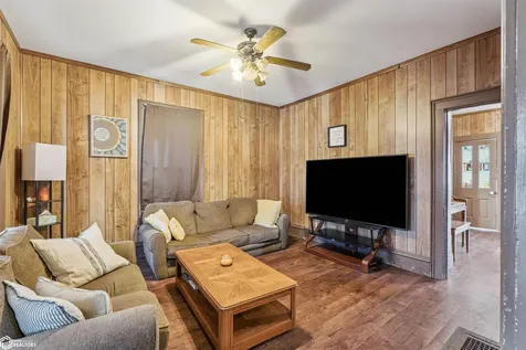 408 5th Avenue Grinnell IA 50112