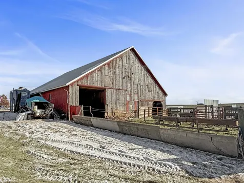 1950 F Avenue Gladbrook IA 50635