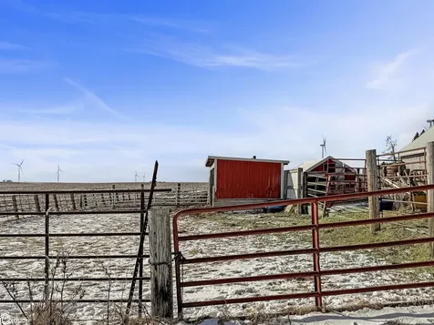 1950 F Avenue Gladbrook IA 50635