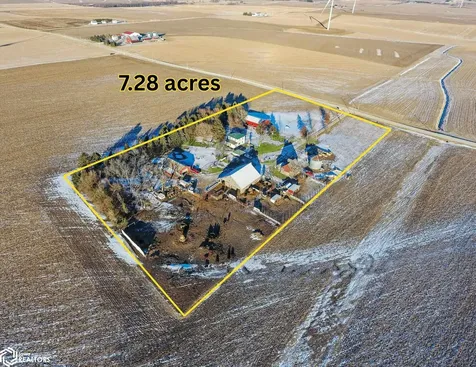 1950 F Avenue Gladbrook IA 50635