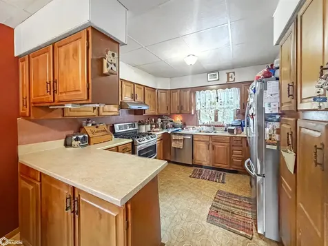 1950 F Avenue Gladbrook IA 50635