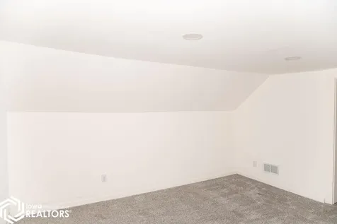 609 S Sheridan Avenue Ottumwa IA 52501