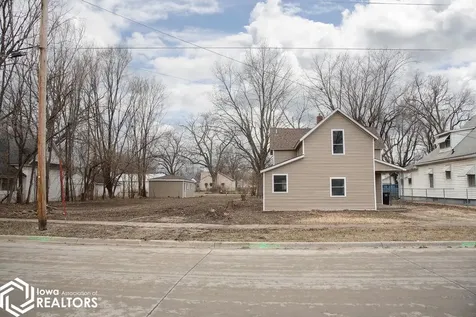 609 S Sheridan Avenue Ottumwa IA 52501