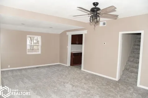 609 S Sheridan Avenue Ottumwa IA 52501