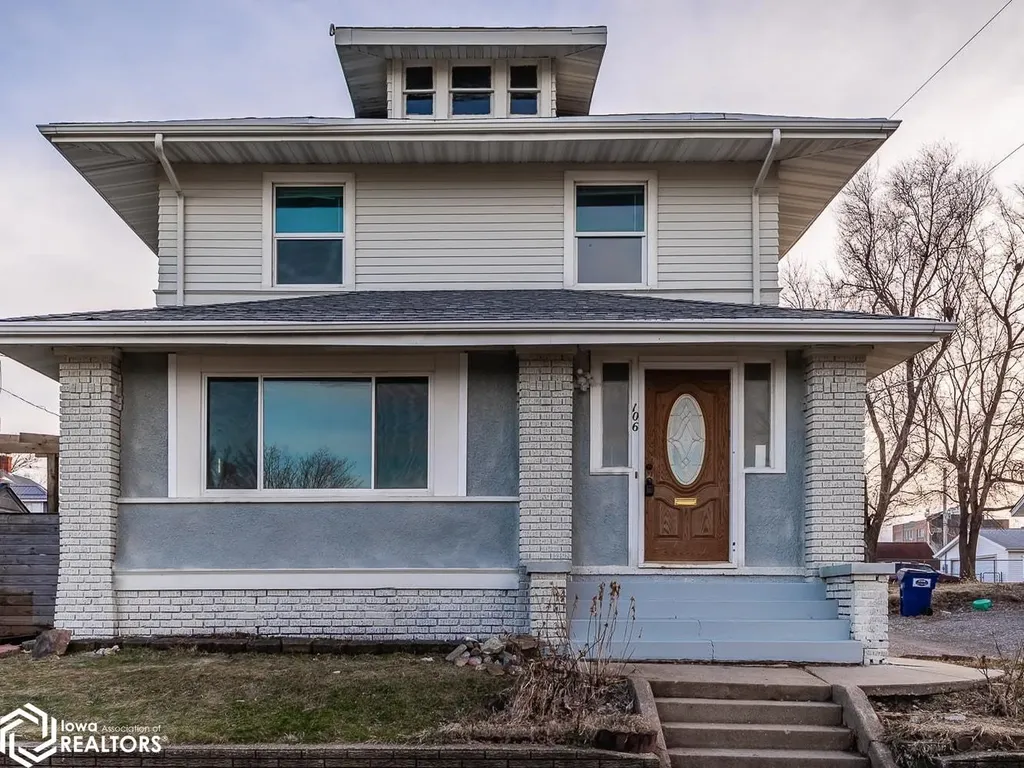 106 W Webster Street Marshalltown IA 50158