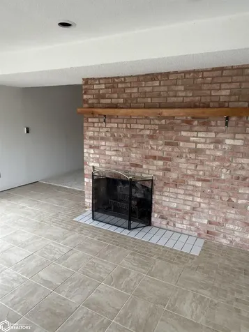 700 Blackhawk Burlington IA 52601