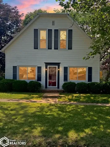 207 W Marion Street Sigourney IA 52591