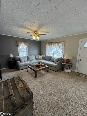 207 W Marion Street Sigourney IA 52591