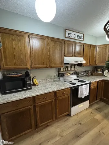 207 W Marion Street Sigourney IA 52591