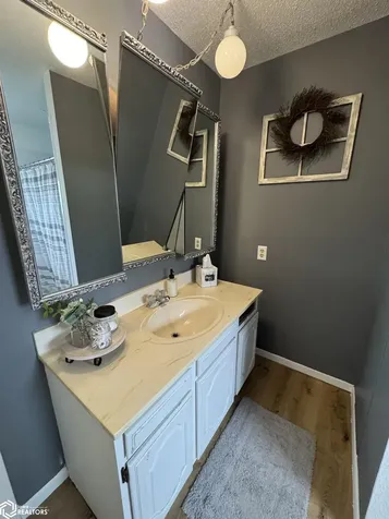 207 W Marion Street Sigourney IA 52591
