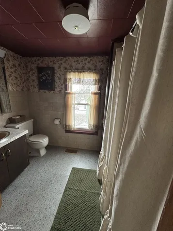 207 W Marion Street Sigourney IA 52591