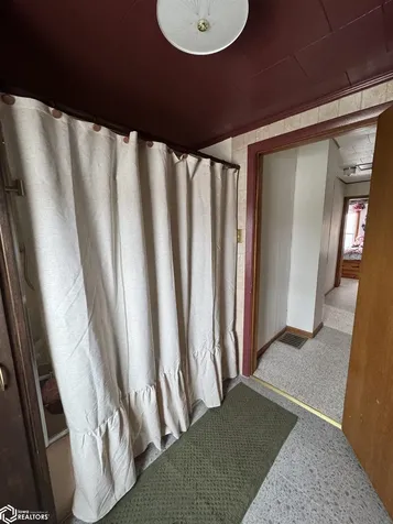 207 W Marion Street Sigourney IA 52591