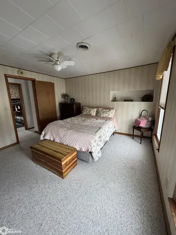 207 W Marion Street Sigourney IA 52591