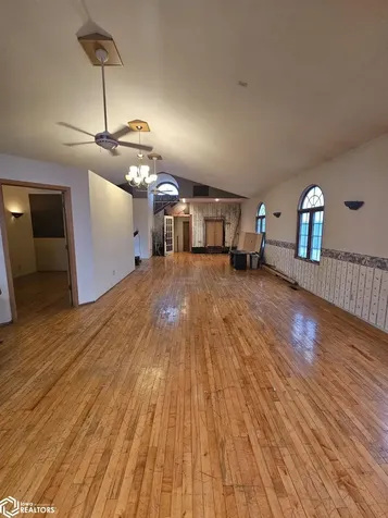 3013 E Main Street Ottumwa IA 52501