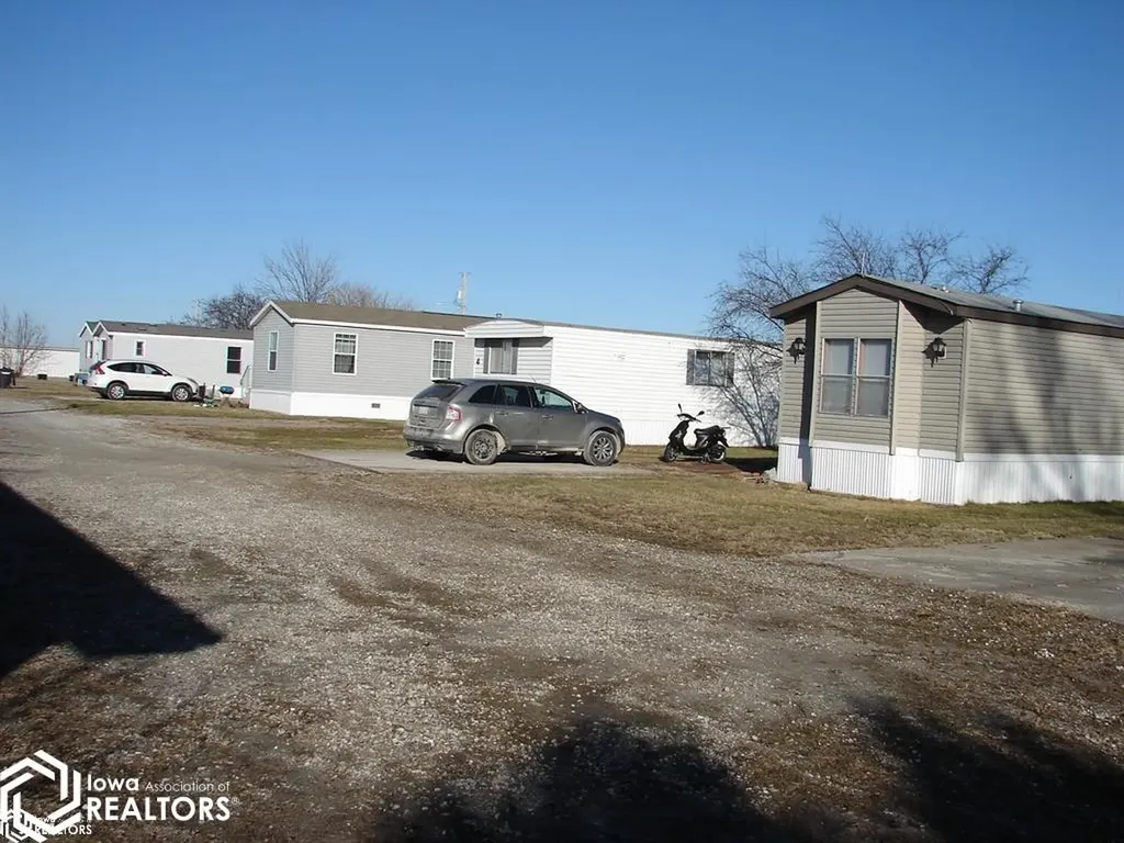 507 E Railroad Street Wayland IA 52654