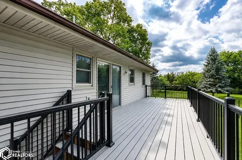 2390 Sand Road Marshalltown IA 50158