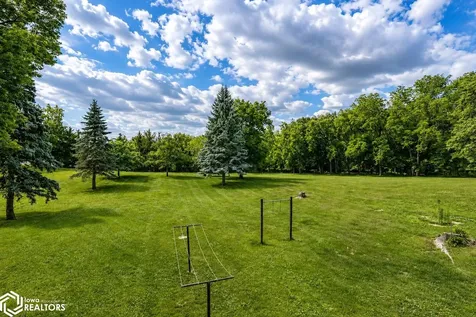 2390 Sand Road Marshalltown IA 50158
