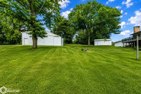 2390 Sand Road Marshalltown IA 50158