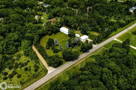 2390 Sand Road Marshalltown IA 50158