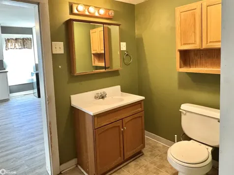 505 W Jefferson Avenue Fairfield IA 52556