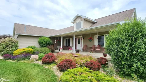 2699 Ridge Road Marshalltown IA 50158