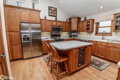 2699 Ridge Road Marshalltown IA 50158