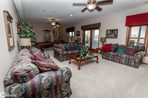 2699 Ridge Road Marshalltown IA 50158