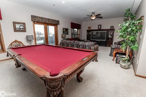 2699 Ridge Road Marshalltown IA 50158