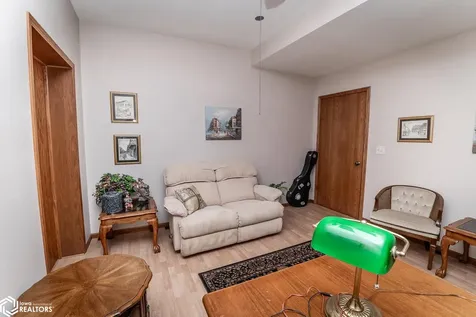 2699 Ridge Road Marshalltown IA 50158